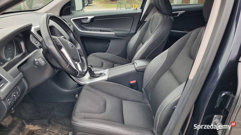 Volvo XC60 D3 Momentum Automat Led Navi Zamiana czujnik deszczu Skwierzyna