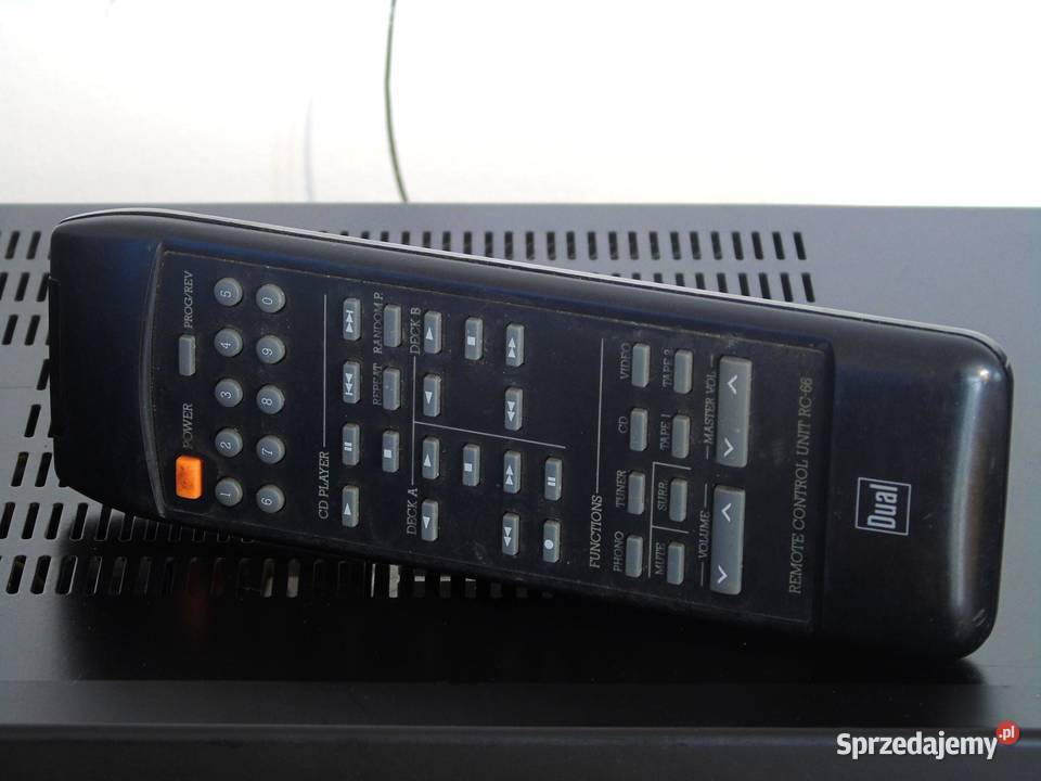 Wzmacniacz z radiem Dual CR900 pilot mocny i Jasło sprzedam
