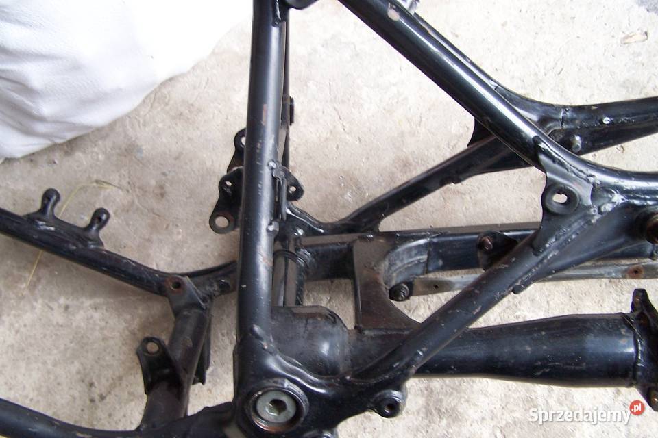 rama z wahaczem honda vt 500c