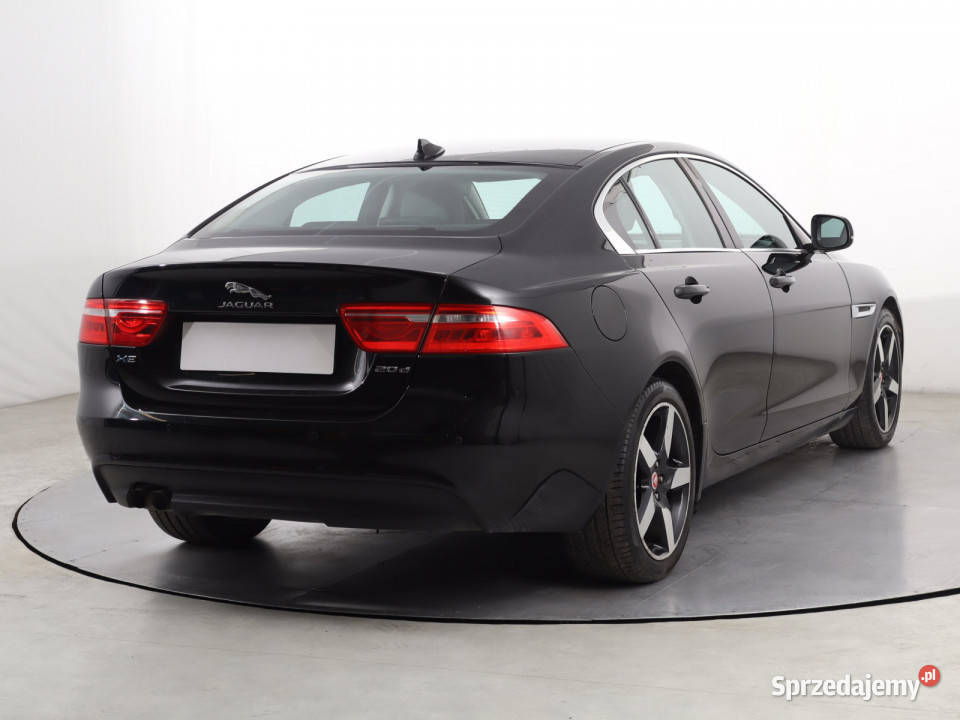 Jaguar XE 20d elektrycznie ustawiane fotele Katowice