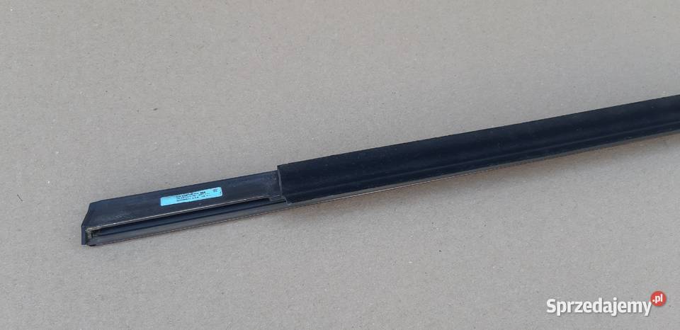 AUDI A6 C8 LISTWA ZGARNIAJĄCA DRZWI PRAWY TYŁ lubuskie Bieleń