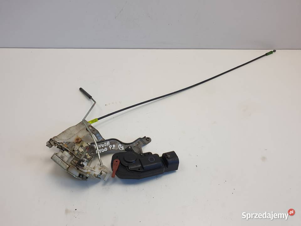 Aygo PRAWY ZAMEK DRZWI PRZÓD Pasażera lubelskie