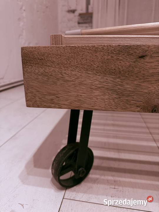 Łóżko w stylu loft Bytom