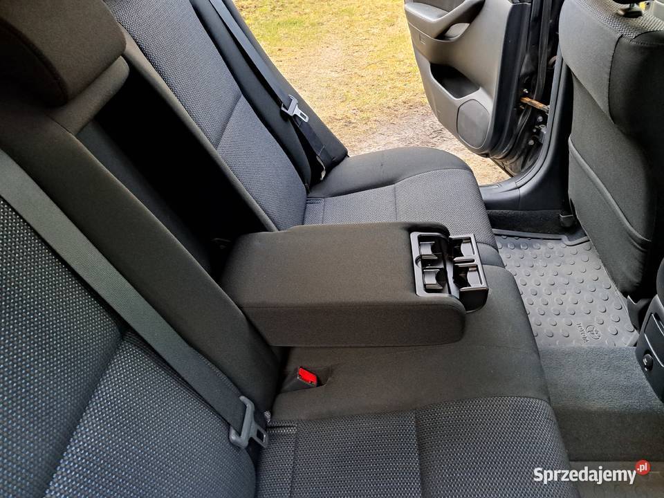 Toyota avensis t25 20 vvti 1995cm3 warmińsko-mazurskie Lidzbark sprzedam