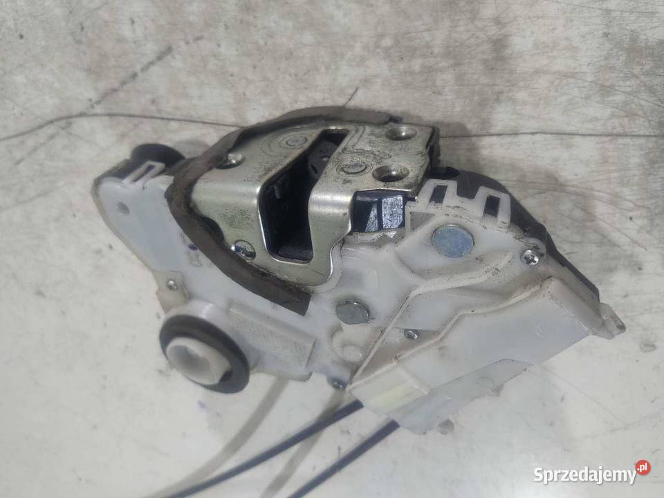 ZAMEK DRZWI PRAWY PRZÓD 6 PIN TOYOTA YARIS II Motoryzacja