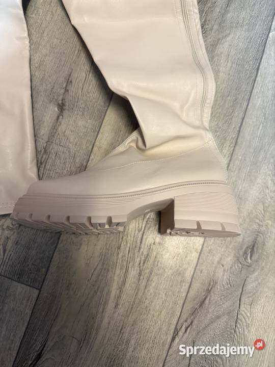 4041 Traperowe kozaki na platformie na szeroką biały Kraków