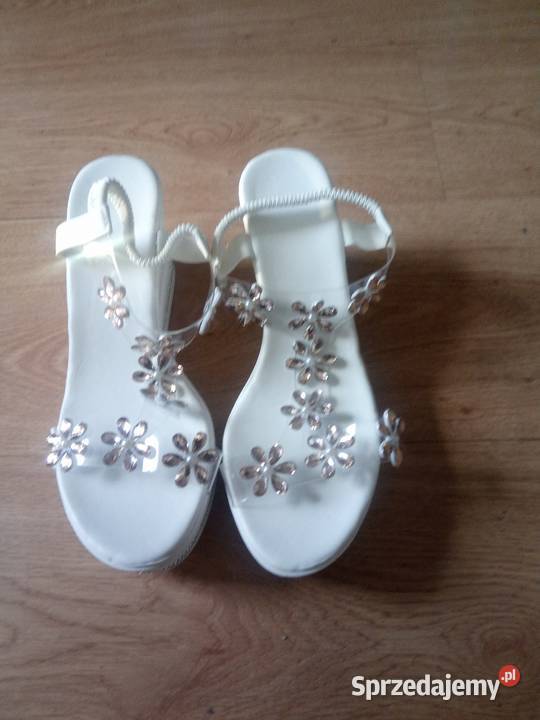 Sandały na koturnie rozmiar 38 inna sprzedam