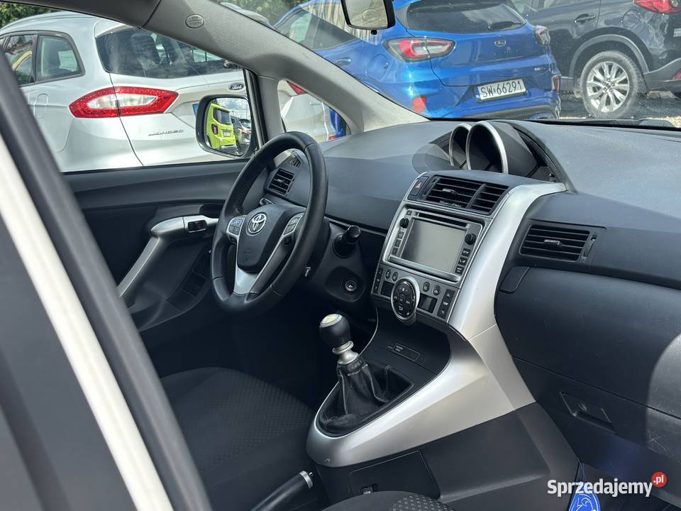 Toyota Verso 7 osobowa 2012r możliwa zamiana Paniówki