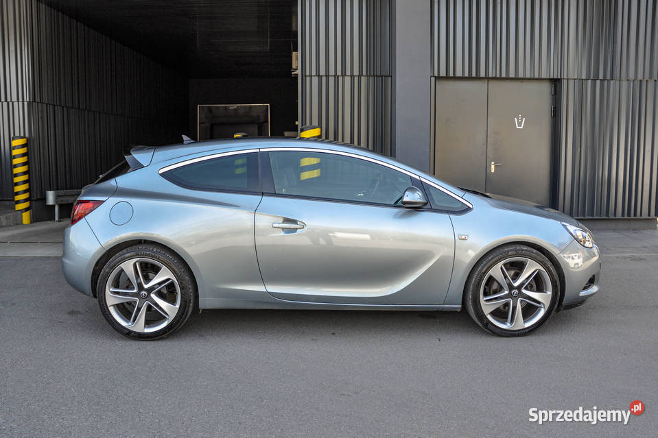 Opel Astra 20CDTI Skóry Bezwypadkowa