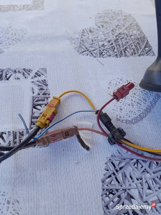 Mercedes W169 W245 antena GPS A1698202875