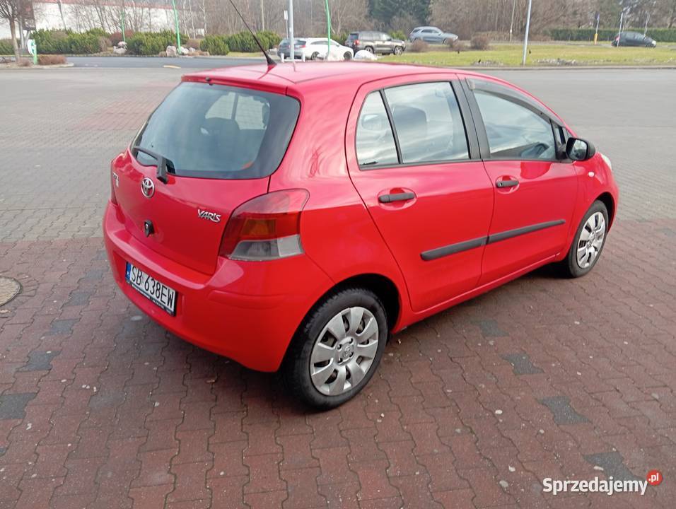 Toyota Yaris 5 drzwi 170 przebiegu benzyna