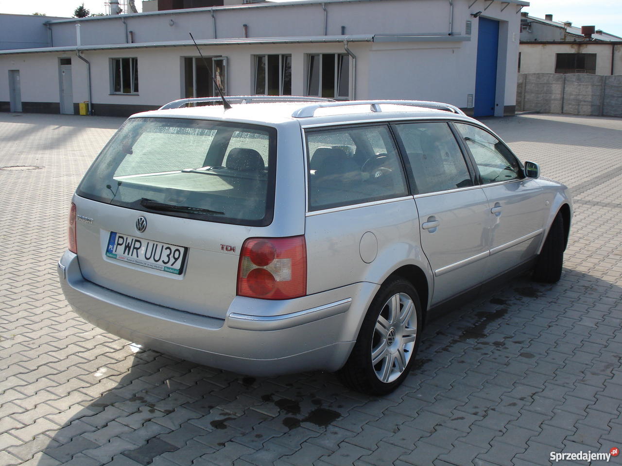 Sprzedam Vw Passata 1.9 Tdi Highline - Sprzedajemy.pl