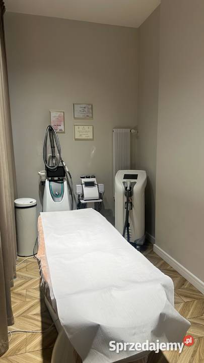 Sprzedam salon kosmetyczny baza klientów gotowy Fryzjerstwo i kosmetyka Warszawa sprzedam