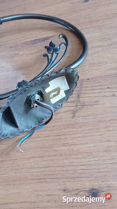 Stary mosiężny kinkiet