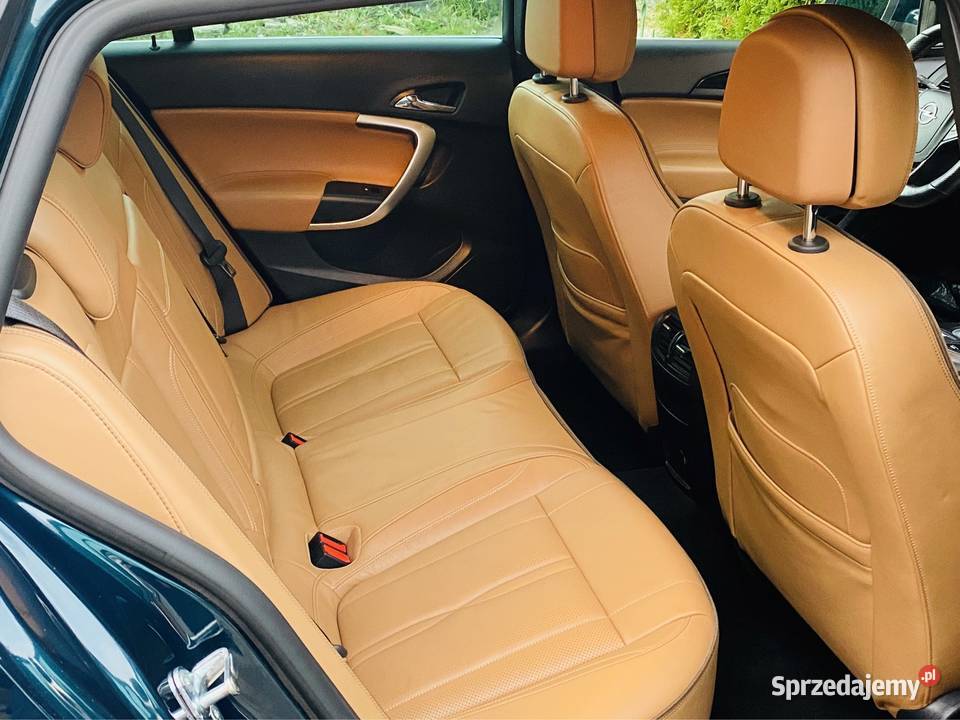 Opel Insignia Stały napęd 4x4 Tourer Sports 20