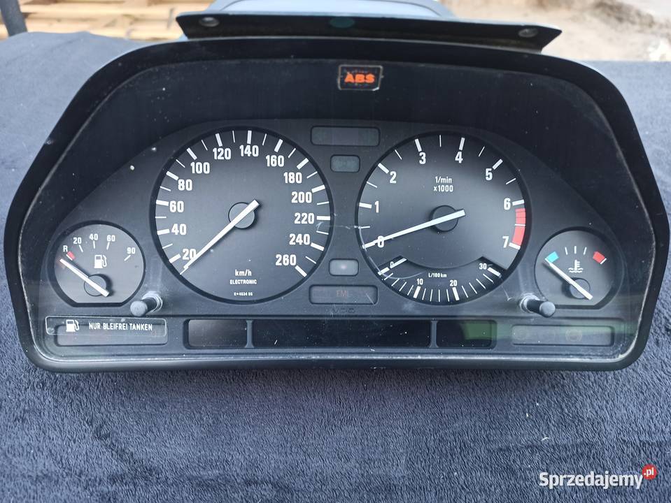BMW E32 liczniki zegary używane Gorzów Wielkopolski sprzedam