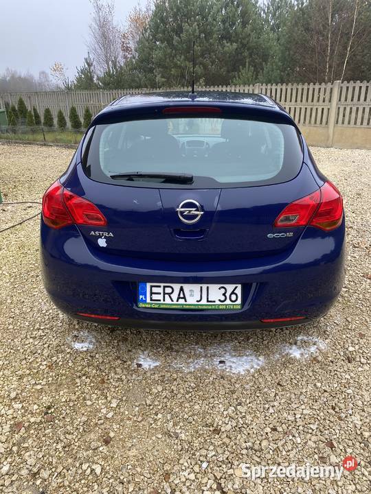 Opel ASTRA J 2010 benzgaz 10 lat w Rodzinie 75KM Widzówek