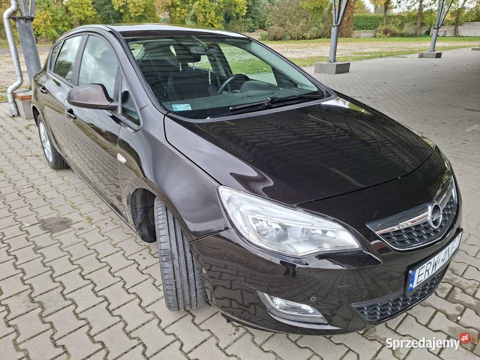 Astra J Salon Polska 95 16 benzyna ESP Astra łódzkie Rawa Mazowiecka