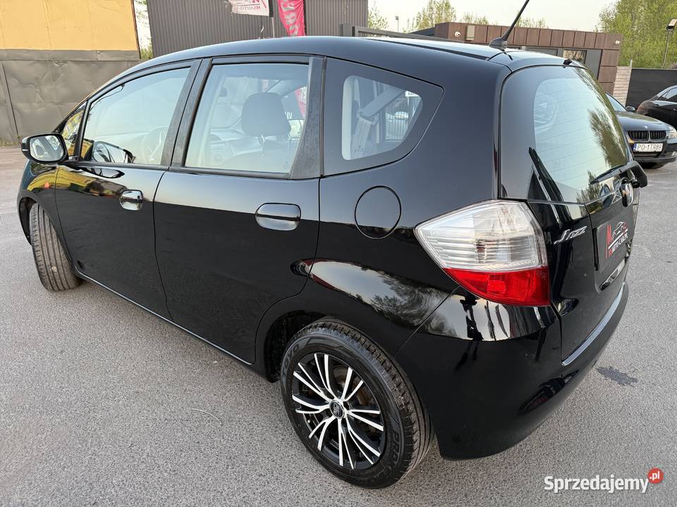 Honda Jazz 2010 12 Benzyna Klima Elektryka manualna Jazz