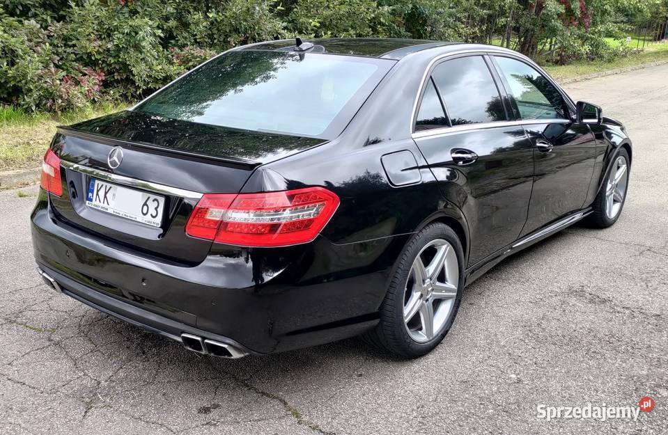 MercedesBenz E63 AMG W212 63 wolnossący V8 525 Kraków sprzedam