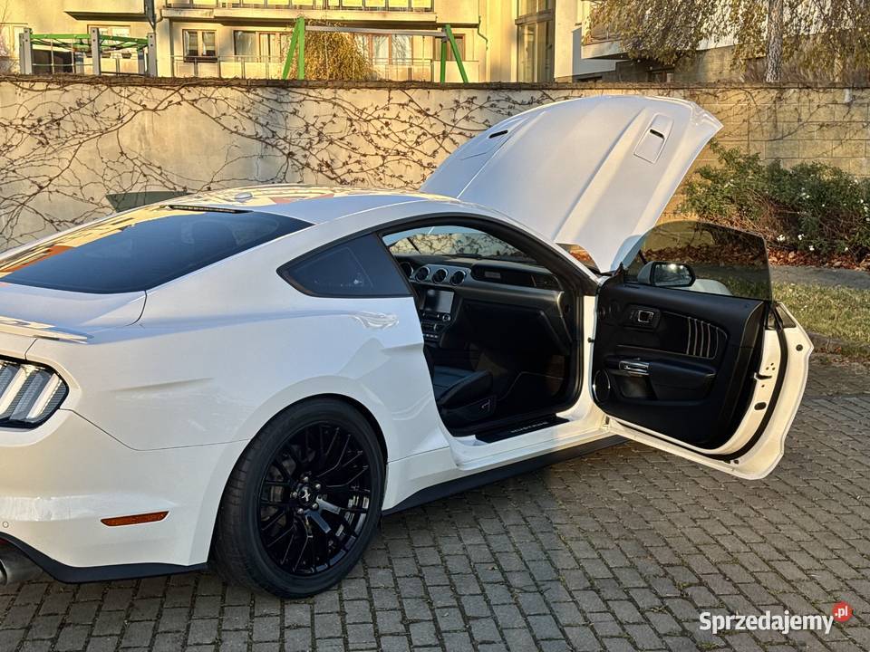 FORD MUSTANG GT 50 stan idealny Tarnowskie Góry