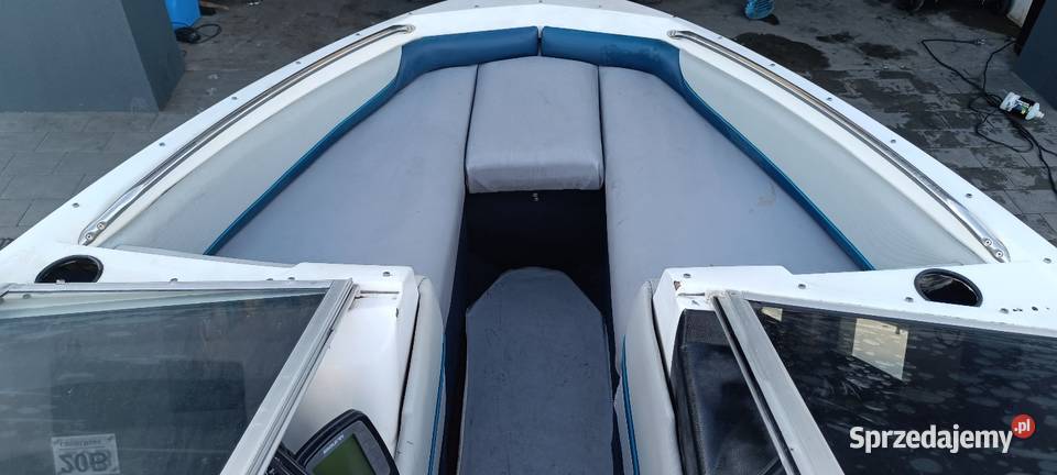 Łódka łódź bayliner capri panel foto kanapy Żeglarstwo mazowieckie
