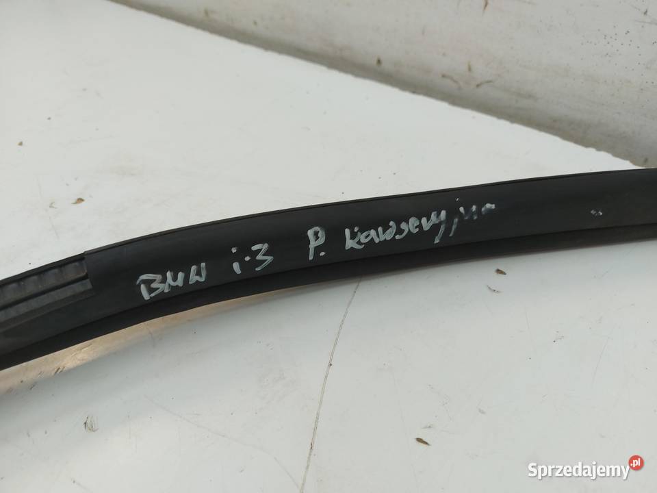 BMW i3 i01 REX Uszczelka drzwi prawa 7301742
