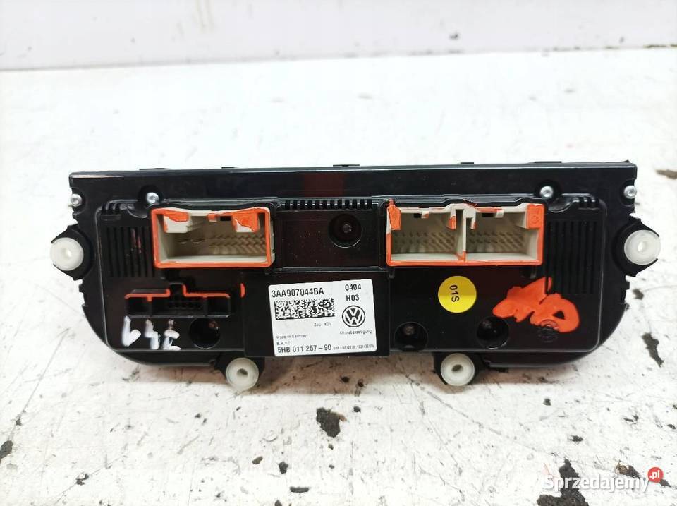 PANEL NAWIEWU 3AA907044BA VW Volkswagen Passat