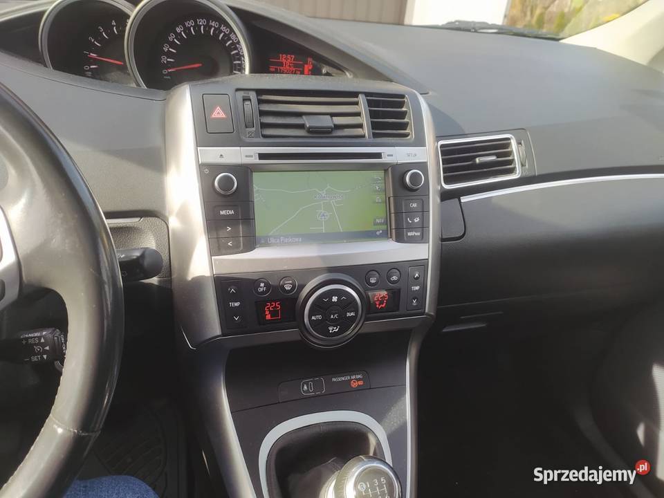 Toyota verso 2014 światła LED Kolanowice