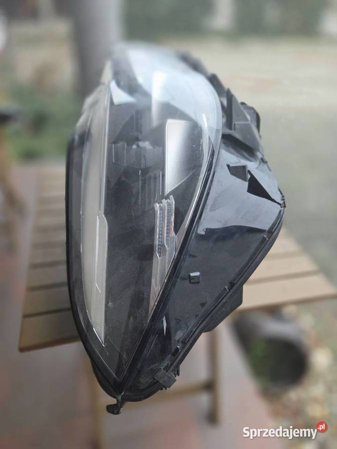 Lampa BMW X5 G05 X5 G06 948178407 prawa 1823r Gliwice
