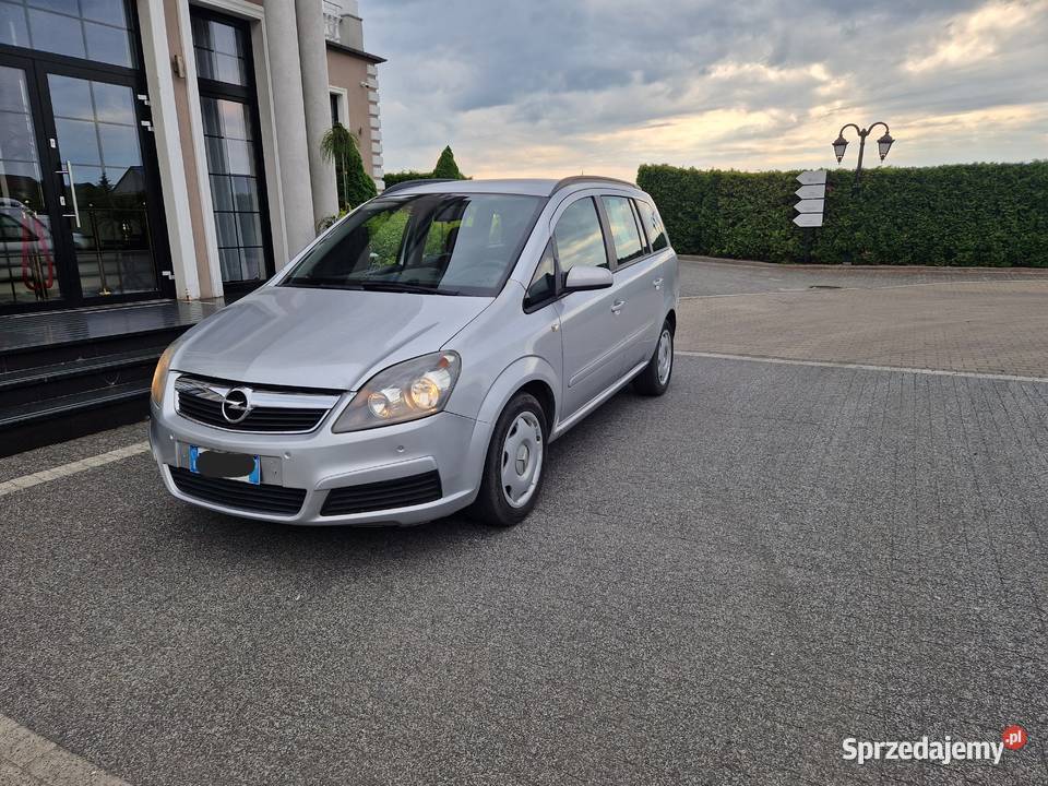 Opel Zafira 16 benzynka 7 osób Zamiana benzyna Zafira Łuków