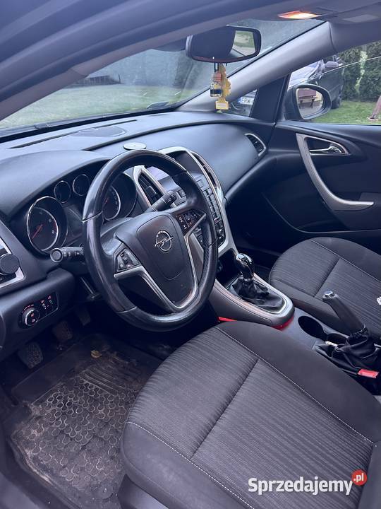 Opel Astra J CDTI 17 zadbany podgrzewane fotele Astra Rawa Mazowiecka