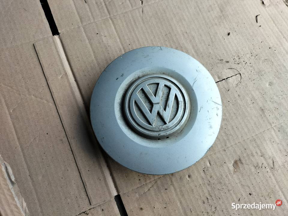 JETTA 2 GOLF 2 KOŁAK DEKIELEK KAPSEK 3A0601149A osobowe lubelskie Kamień-Kolonia sprzedam