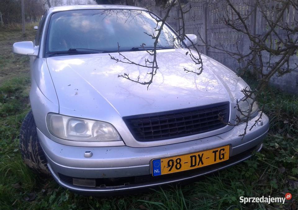 Opel Omega C 25 V6 Sedan Xenony Alufelgi 16 poduszka powietrzna Skawina sprzedam