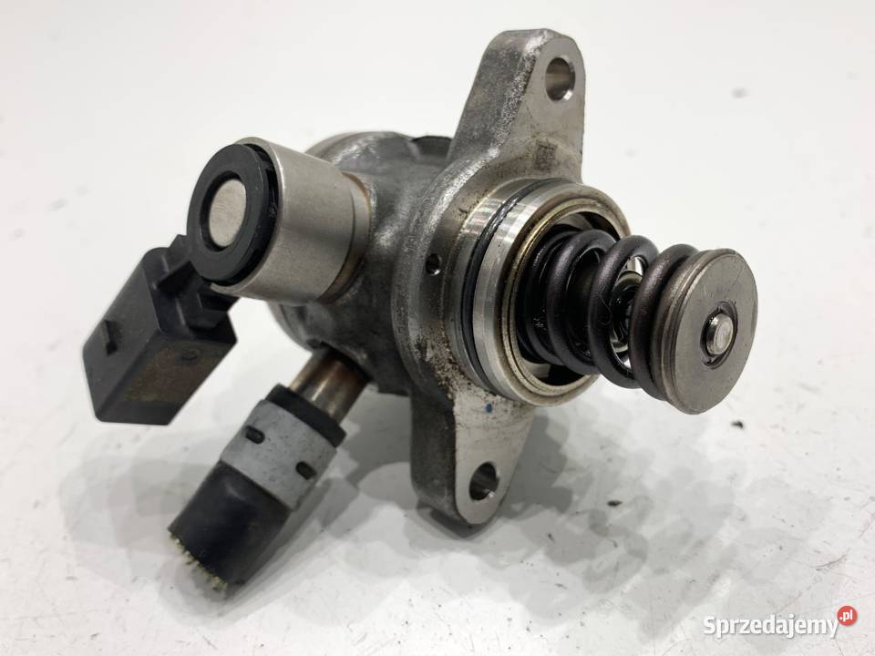 POMPA WYSOKIEGO CIŚNIENIA SKODA RAPID 04E127027N