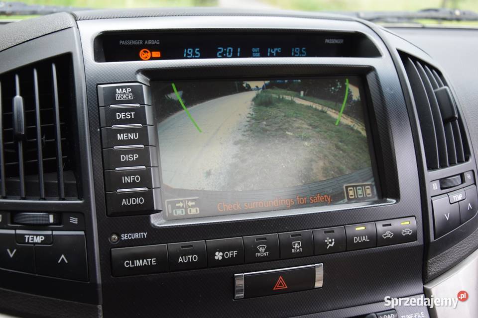 TOYOTA LAND CRUISER 200 45 V8 DIESEL SALON Zielona Góra