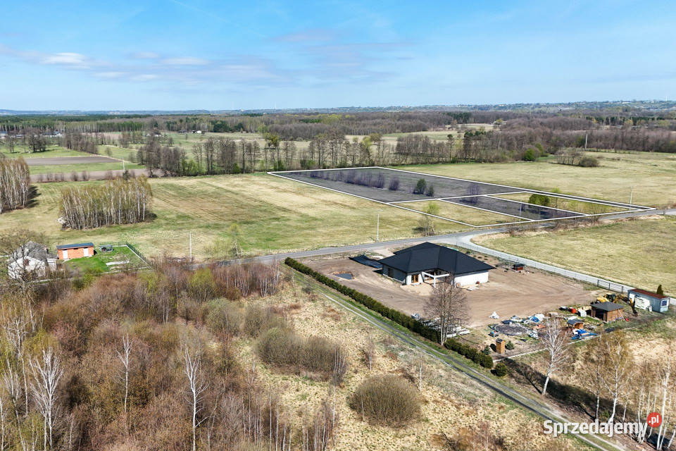 Działka 13 400 m2 z warunkami zabudowy Ładne