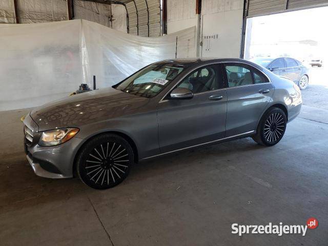 2016 MERCEDESBENZ C 300 4MATIC z USA Warszawa