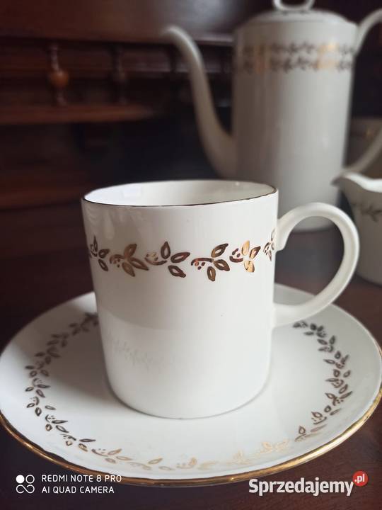 Serwis kawowy Dzbanek mlecznik i 5 Filiżanek pomorskie sprzedam
