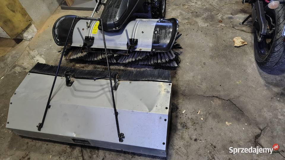 Zamiatarka spalinowa Rzędowice