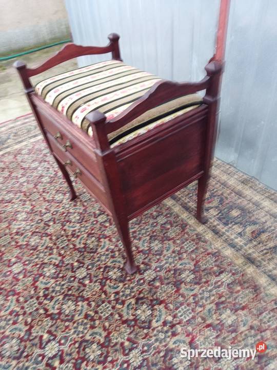 Szafkę sprzedam Borówno sprzedam