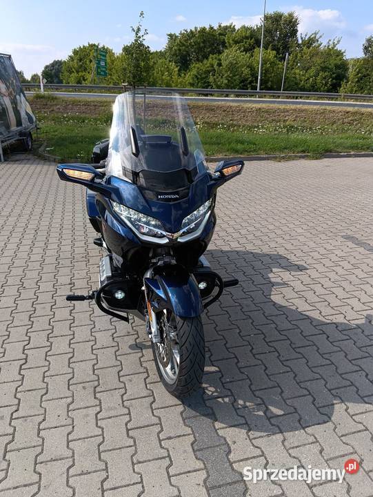Honda GL 1800 tour garażowany sprzedam