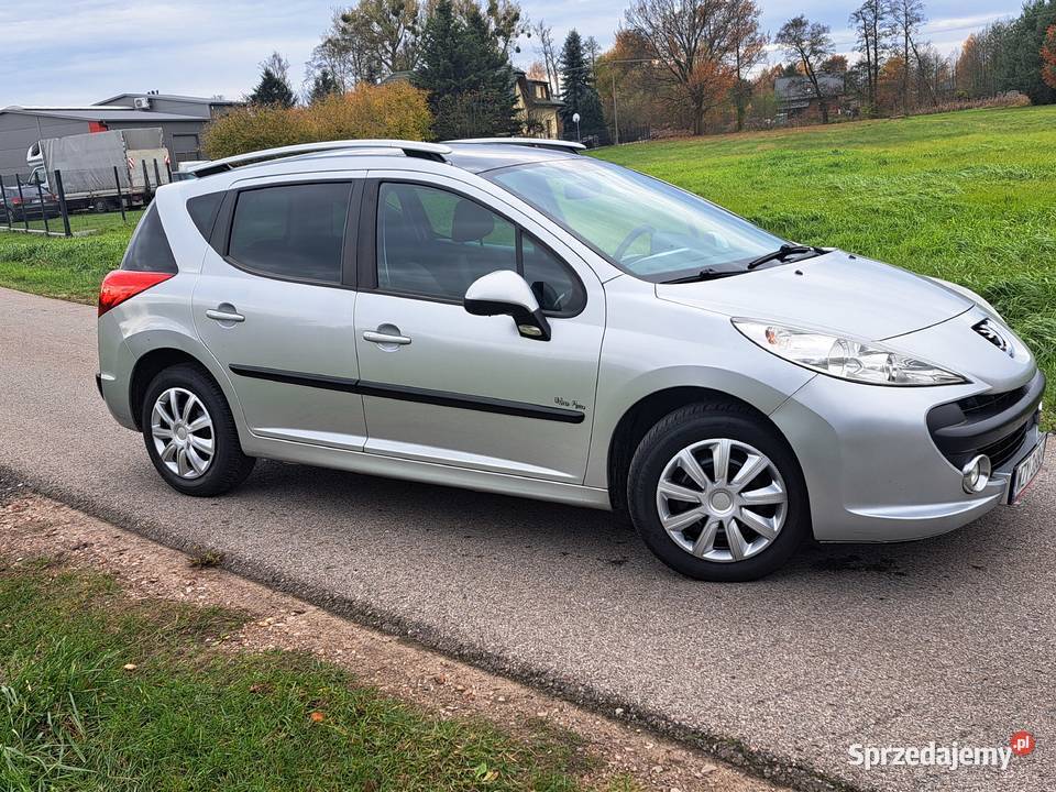 Sprzedam Bladnego peugeota 207sw 14 benzyna