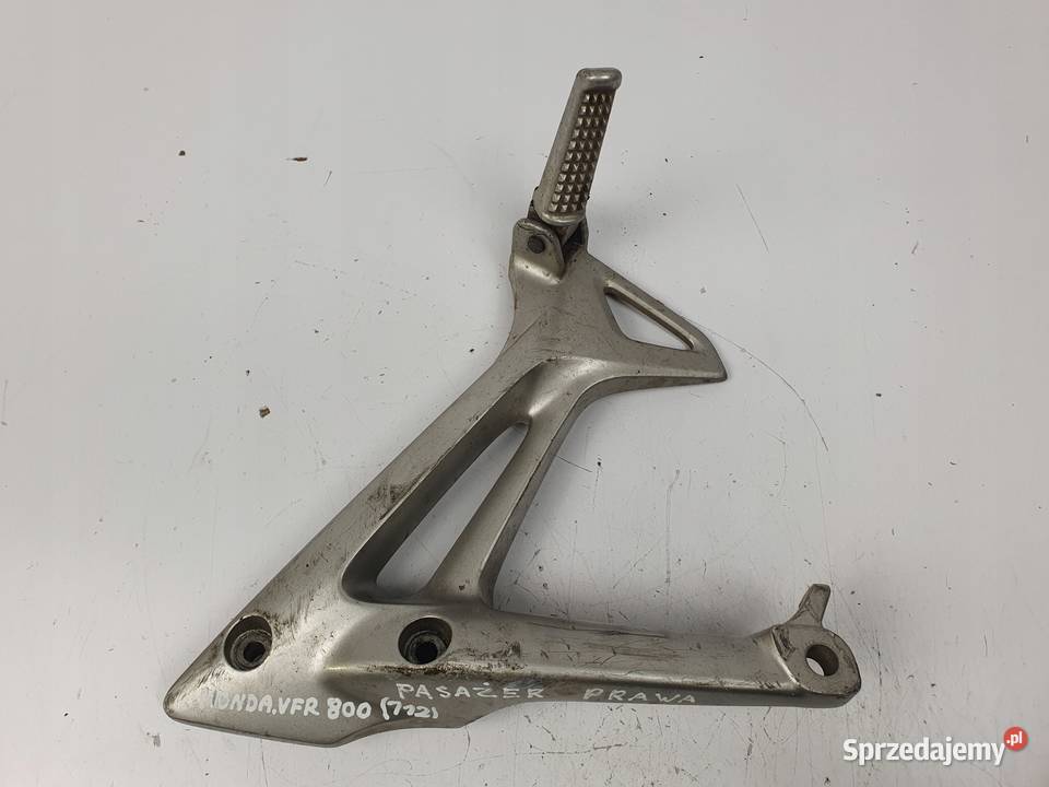 PRAWY PODNÓZEK PASAŻERA SET Honda VFR 800 VFR800