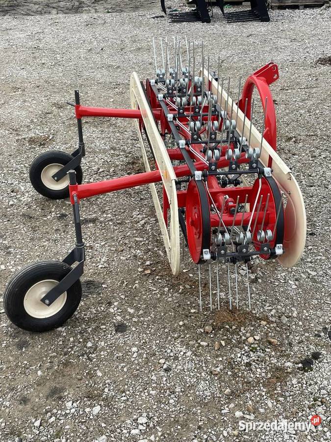 Zgrabiarka przewracarka taśmowa pasowa do siana nieuszkodzony łódzkie Radomsko