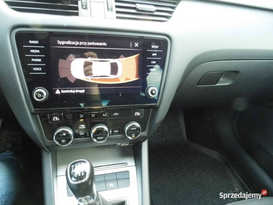 koda Octavia salon polska 14 150 III 2013 1395cm3 Łódź