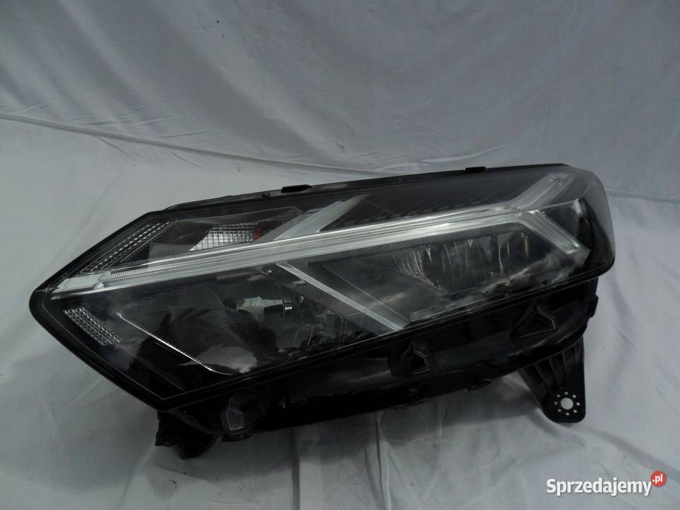 Dacia Sandero III reflektor lewy przedni lampa Nowy Tomyśl sprzedam
