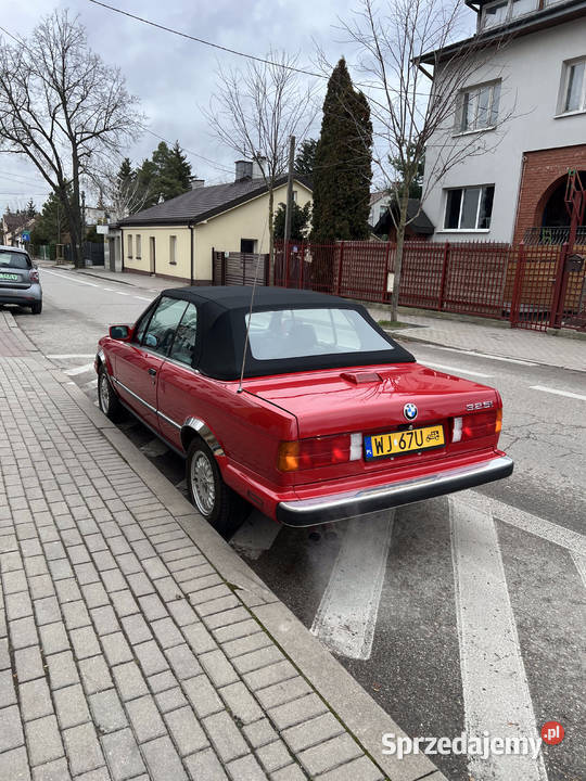 BMW 325i Cabriolet E30 1987 r Kolekcjonerski Rok produkcji 1987 Warszawa