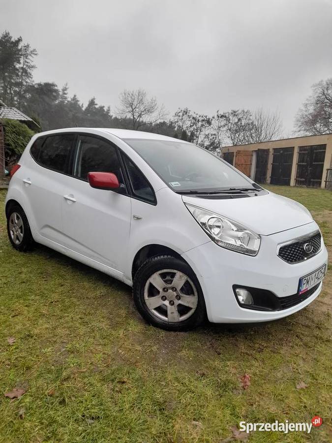 Biała Kia Venga z 2012 Międzychód