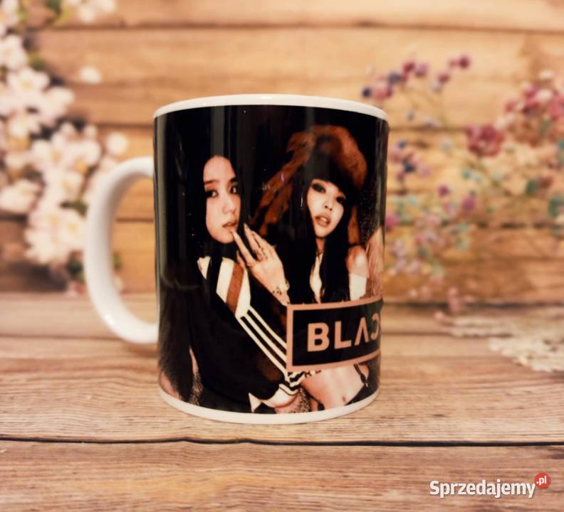 Kubek Black Pink z imieniem Bełchatów